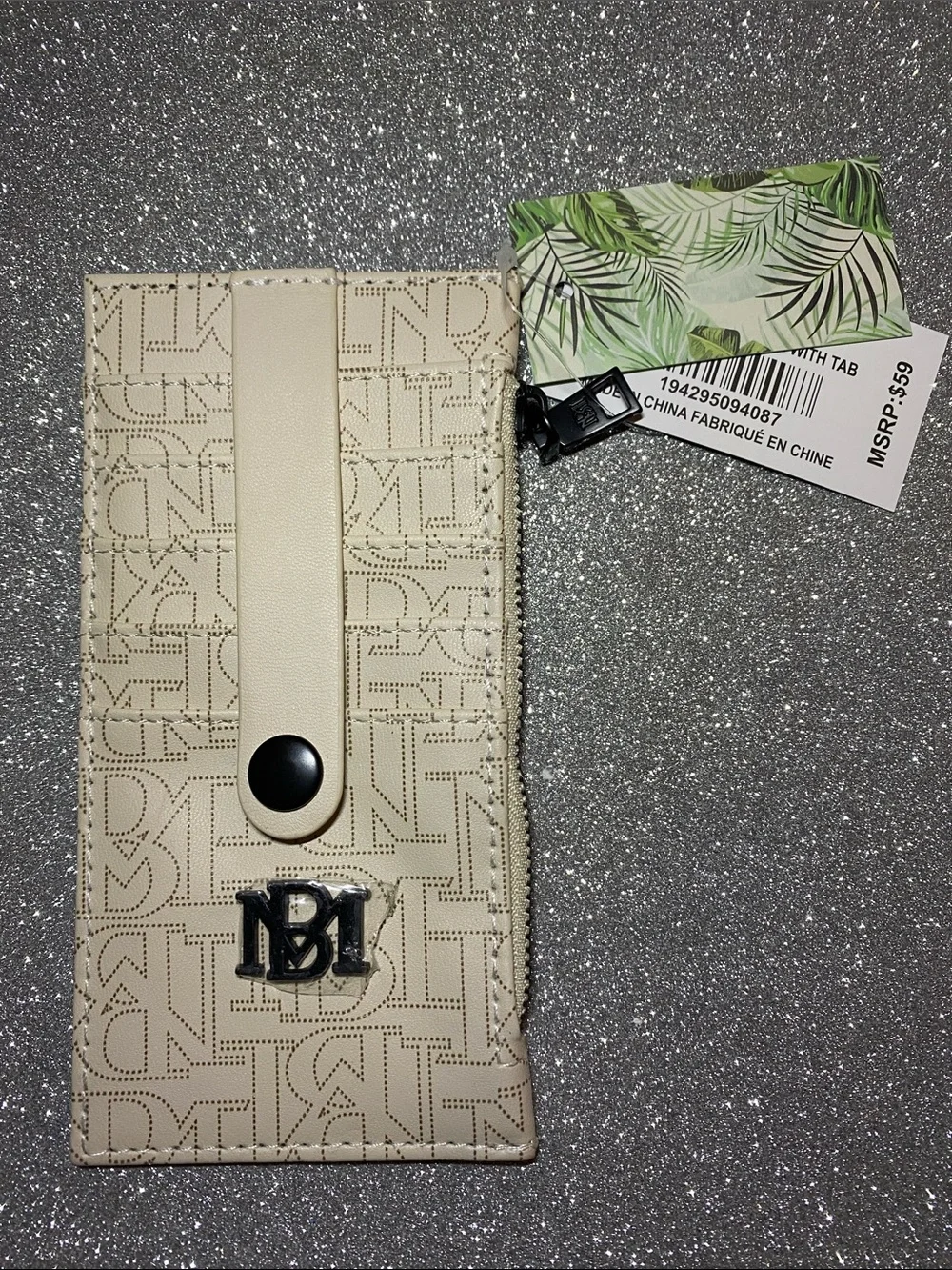 Badgley Mischka Beige Zip-Around Wallet